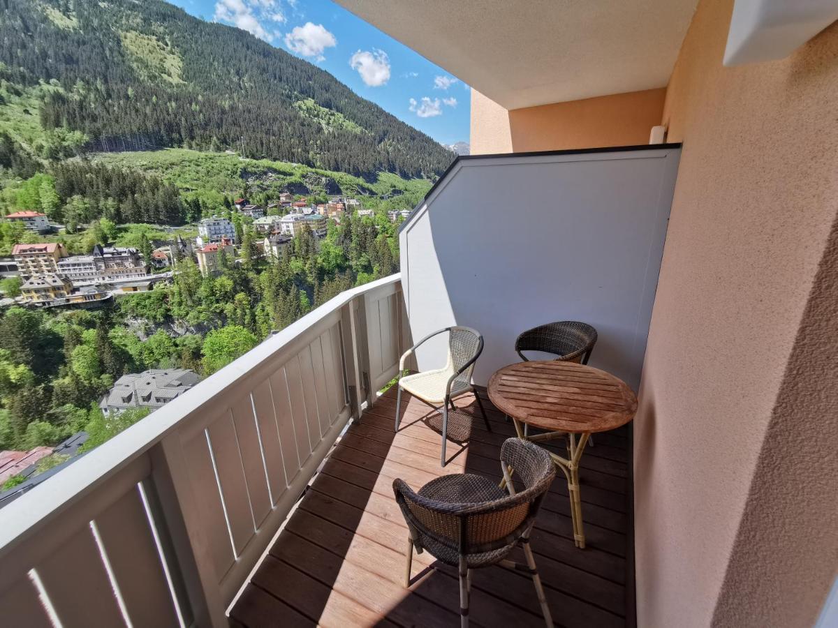 The View - Design Panorama Lodge Das Schiller Bad Gastein Exterior photo